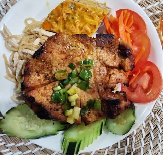 C4 - Combo Grilled Pork Chop - Cơm Sườn Bì Chả.